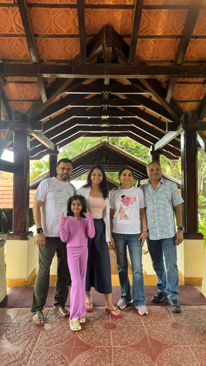 KP with friends